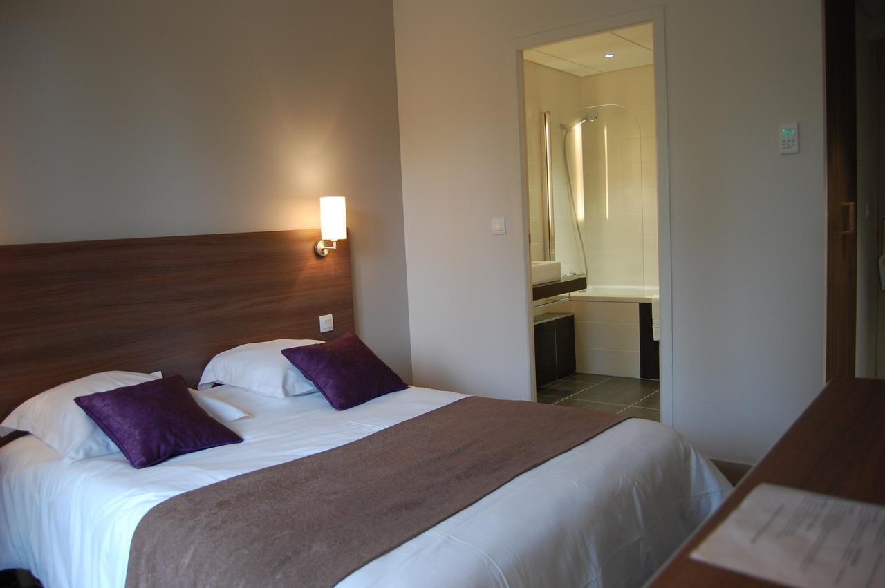 Logis Hotels- Hotel Et Restaurant Domaine De Fompeyre Bazas Exteriör bild